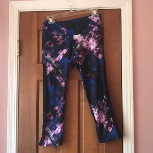 Onzie Space Capri with Mesh Sides